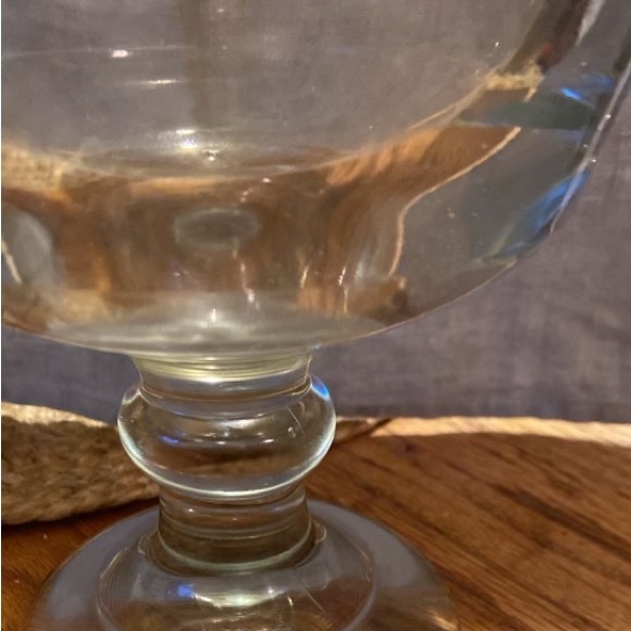 32 oz. Beer Schooner - Picture 2 of 3